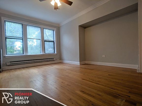 3rd image of 4614 N Paulina St #4614204