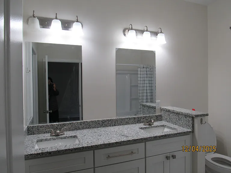 433 Sandy Cir — Photo 6