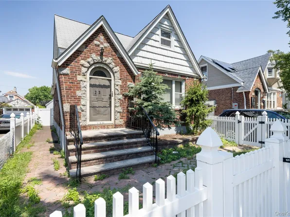 16923 144th Road, Springfield Gardens, NY 11434