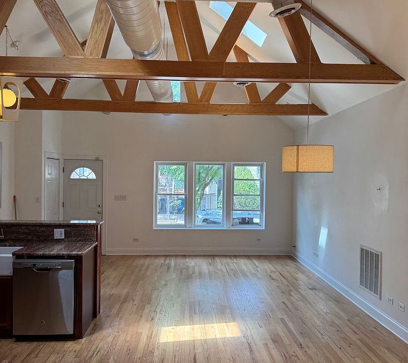 1st image of 1723 W 17th St
