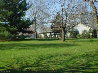 9046 Deerfield Dr, Seville, OH 44273