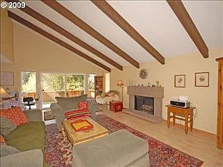 2820 Spring Blvd photo 1