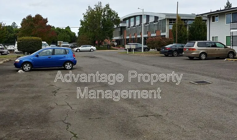 339 Jackson St W #2 — Photo 12