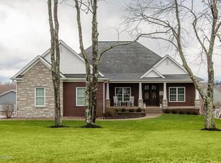3520 Apple Hill Rd, Louisville, KY 40245