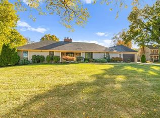 12001 W 154th Ter, Overland Park, KS 66221