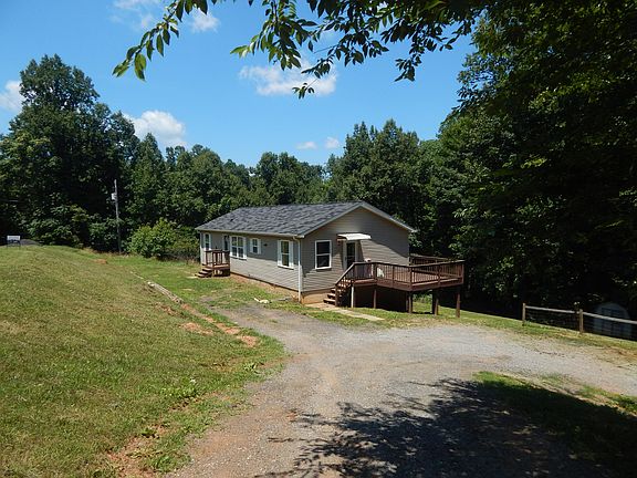 2nd image of 1061 Winn Dr
