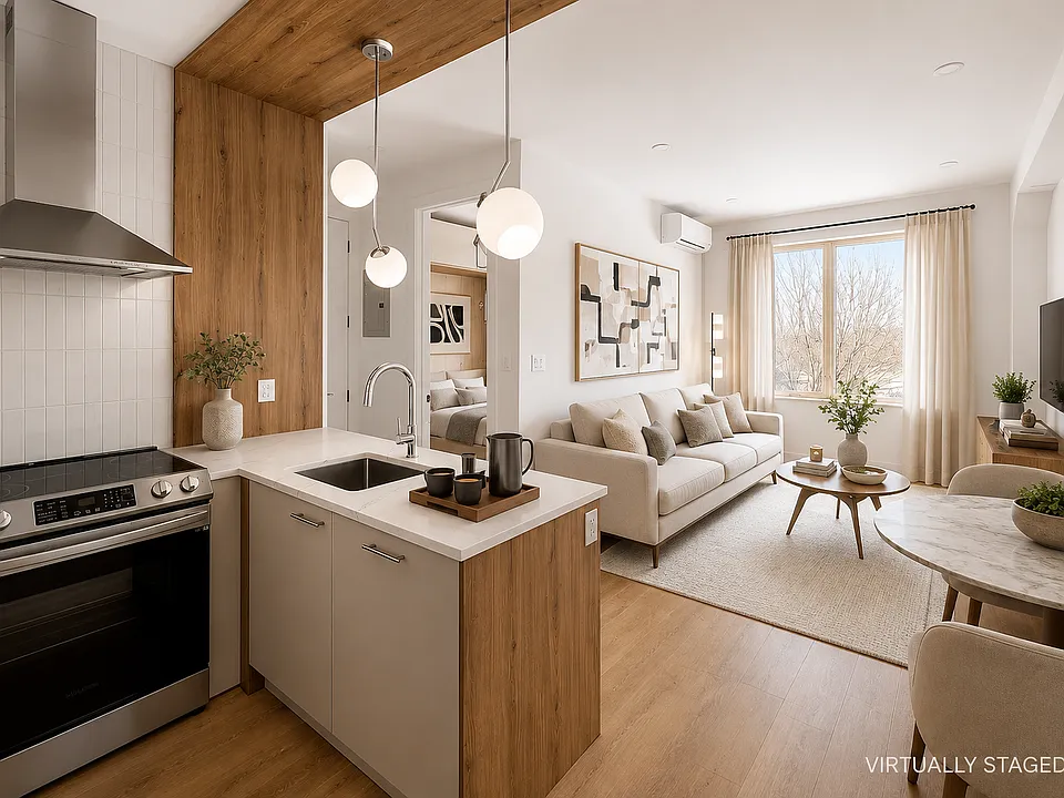 135 Moffat St #4R