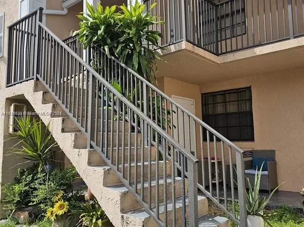 1002 Adams Ave #1002E, Homestead, FL 33034