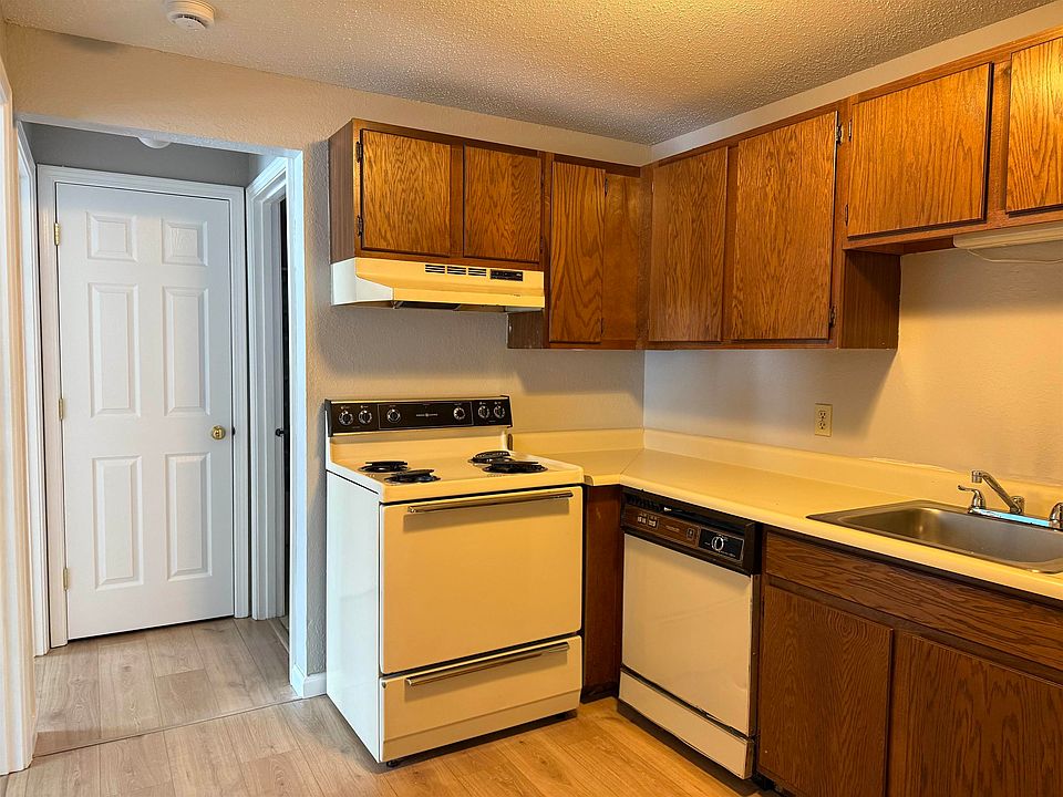 20 Wolf Road #57C, Lebanon, NH 03766 | Zillow