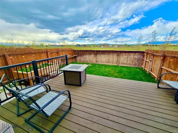 977 N River Rock Dr, Belgrade, MT 59714