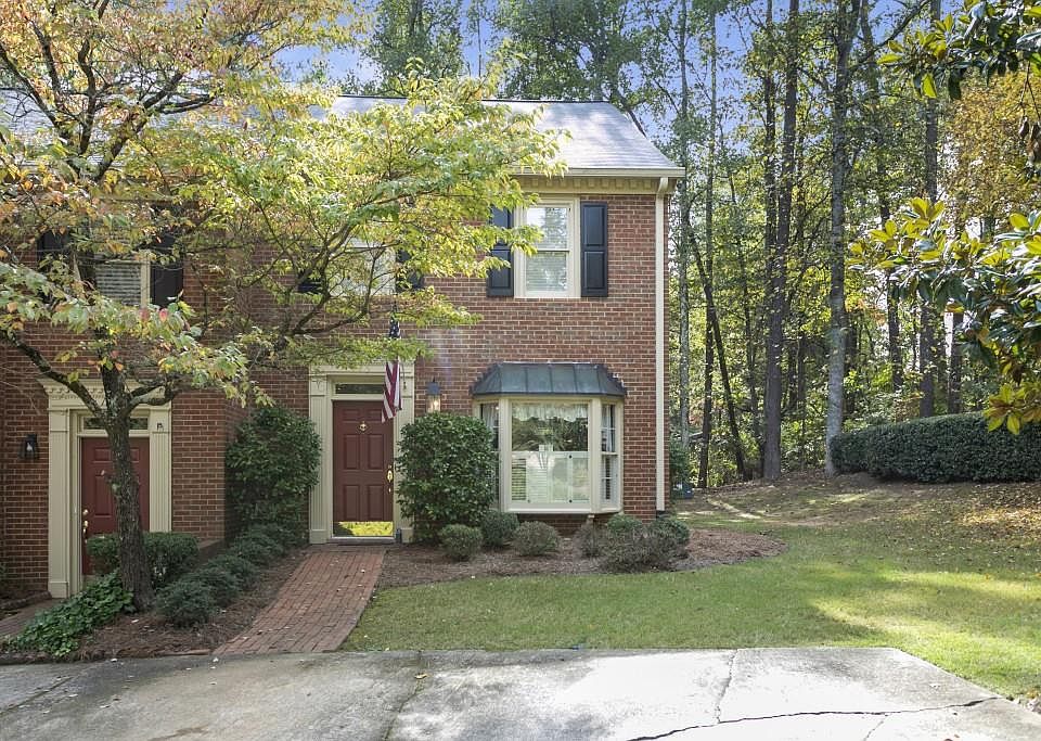 1st image of 145 Weatherburne Dr #145