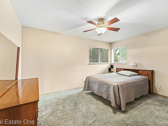 2nd image of 27663 Audrey Ave