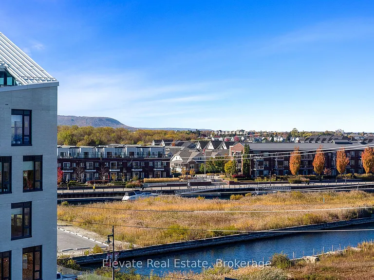 31 Huron St #405 — Photo 36