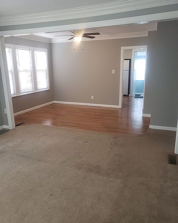 1st image of 122 Cunningham Ave