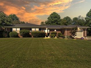 948 W Ferry Plantation Rd, Virginia Beach, VA 23455