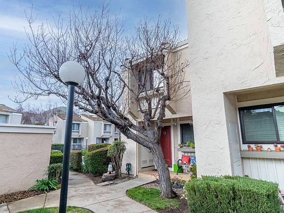 3rd image of 260 W Dunne Ave APT 29