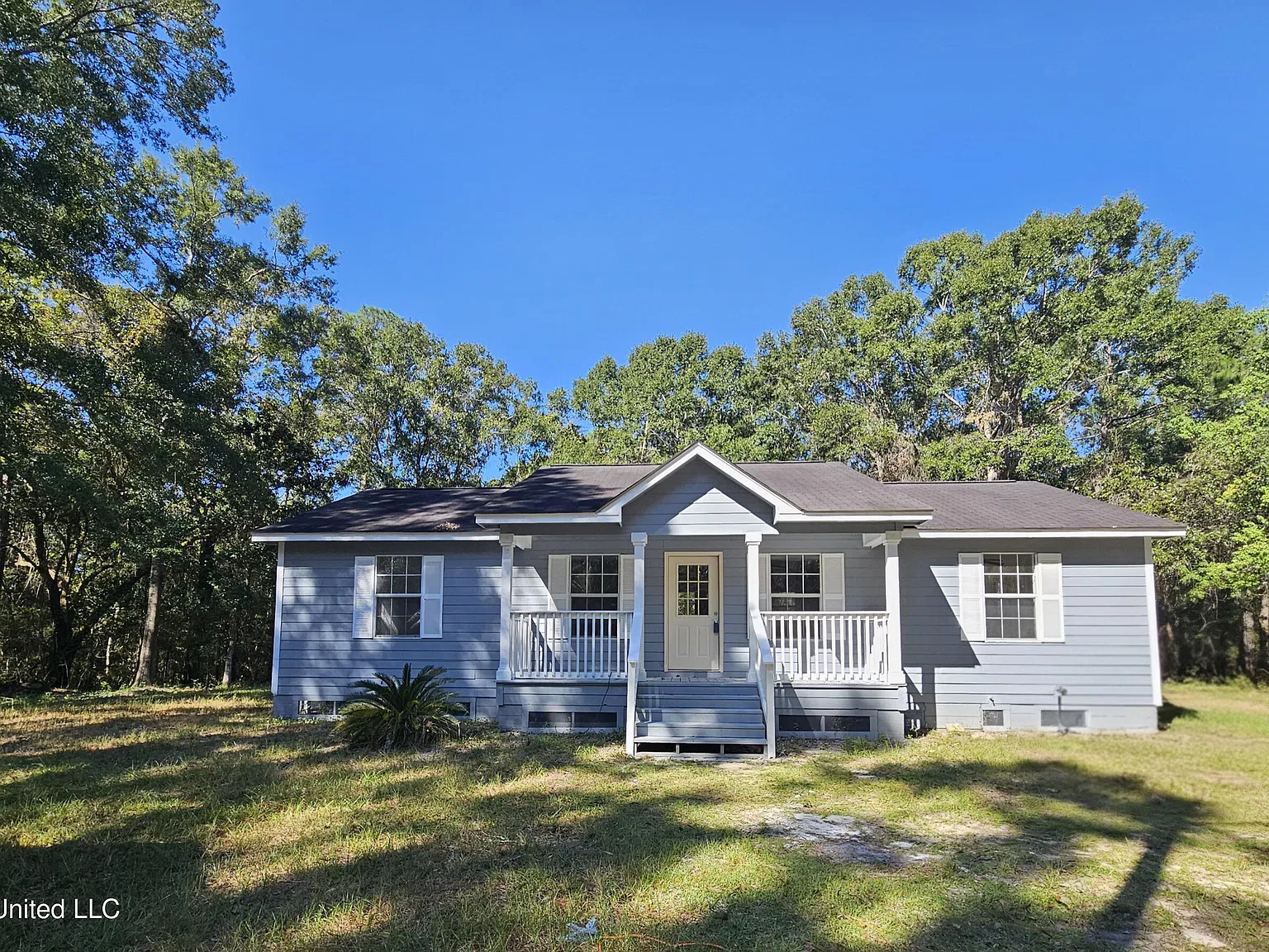 4 bed, 2.0 bath, 1300 sqft, $1,600 — Photo 1
