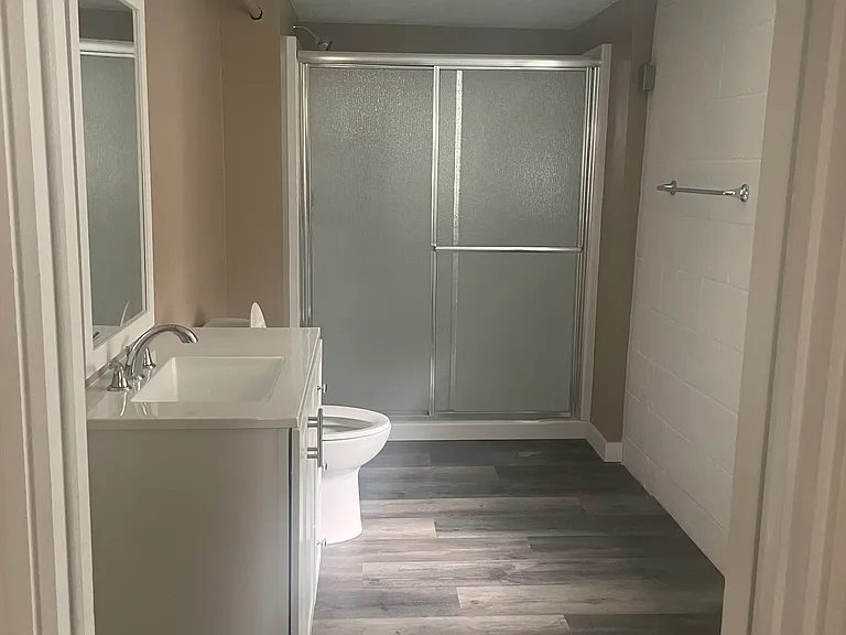 1726 Sutton Ave #5 — Photo 9