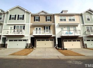 2257 Chattering Lory Ln, Apex, NC 27502