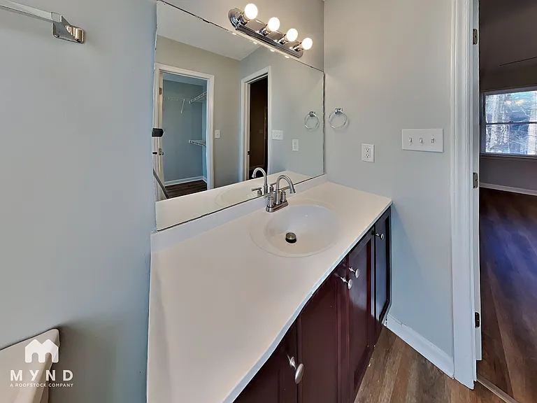 904 Estelle Ct — Photo 18