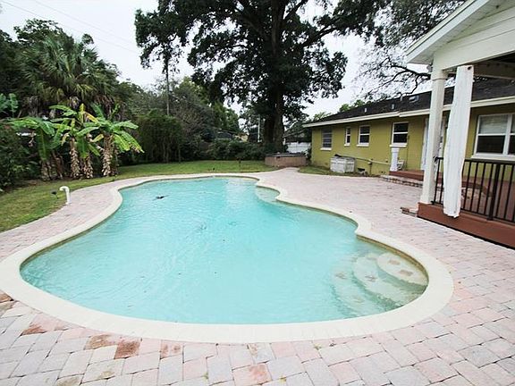 3rd image of 3220 Wickersham Ct