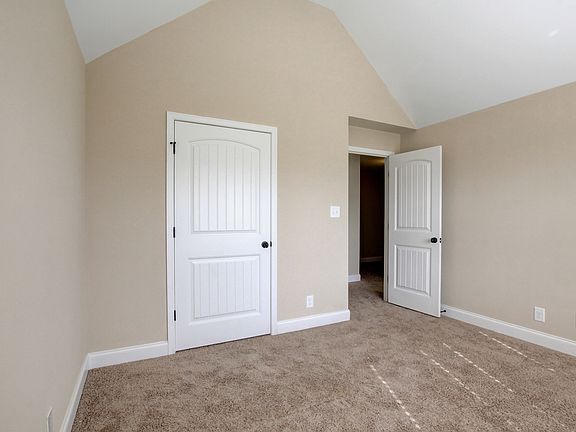 4th image of 3313 Wiser Dr