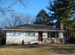 525 Hilltop Dr, Madison, WI 53711