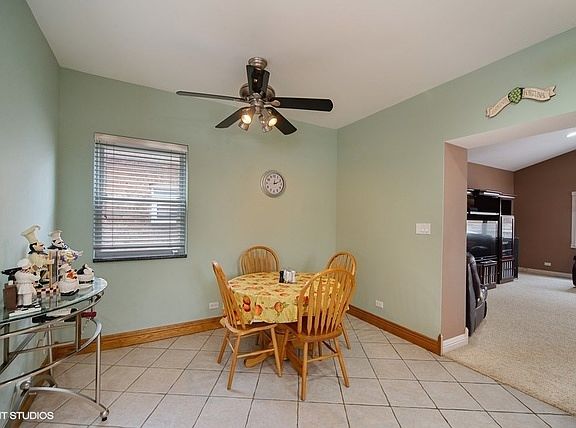 5th image of 6323 N Sayre Ave