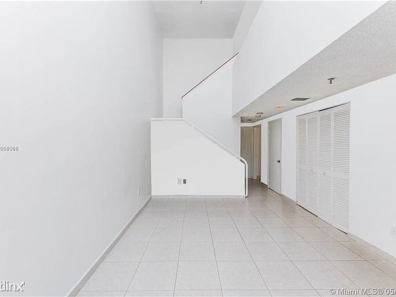 3rd image of 383 Poinciana Dr #3