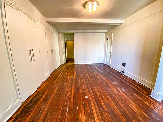 Rented by Compass | media 14