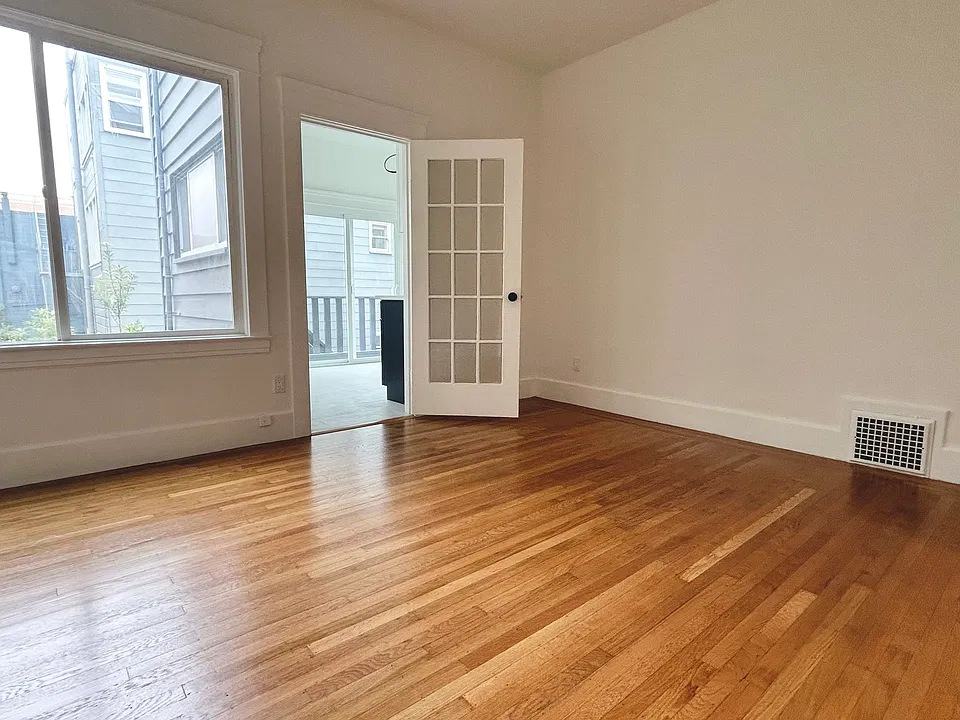 Dining/living room