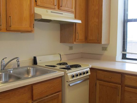 5th image of 7822 Madison St APT 202