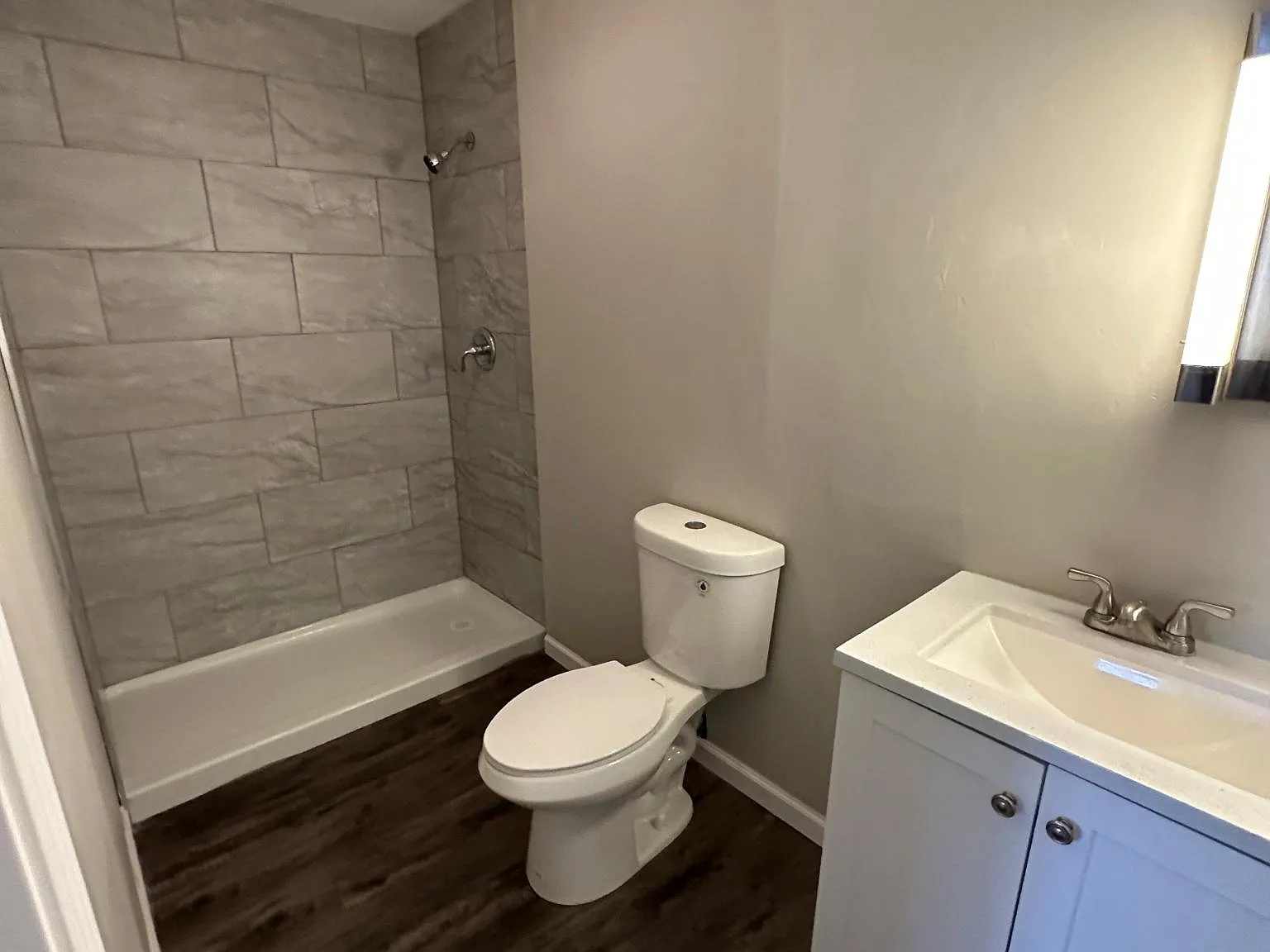3 bed, 1702 sqft, $2,100 — Photo 2