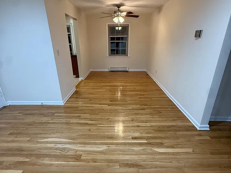 Mountain Ave — Photo 14