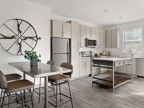 The Anson - Dining Area