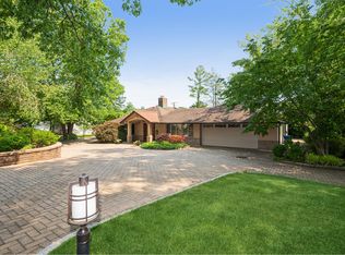 341 I U Willets Rd, Roslyn Heights, NY 11577