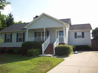 18 Tesh St, Thomasville, NC 27360