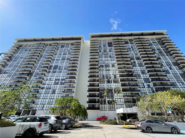 600 NE 36th St APT 1616, Miami, FL 33137