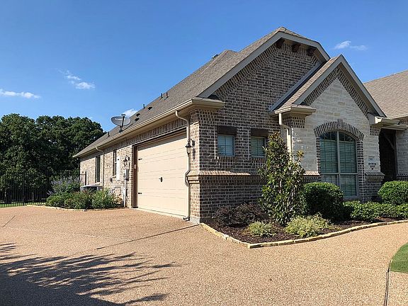 4th image of 2303 Blanco Ct