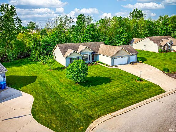 4th image of 229 Ironwood Ln