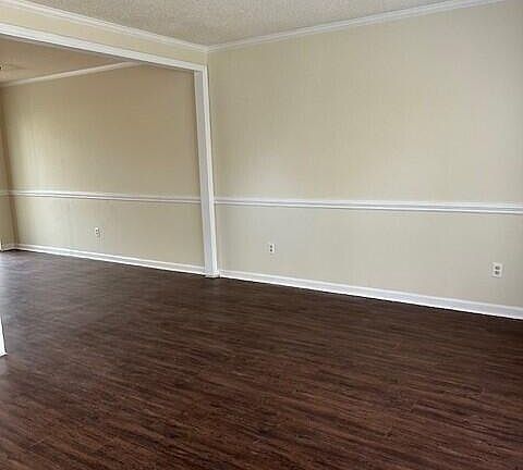 2nd image of 120 Concord Dr #B