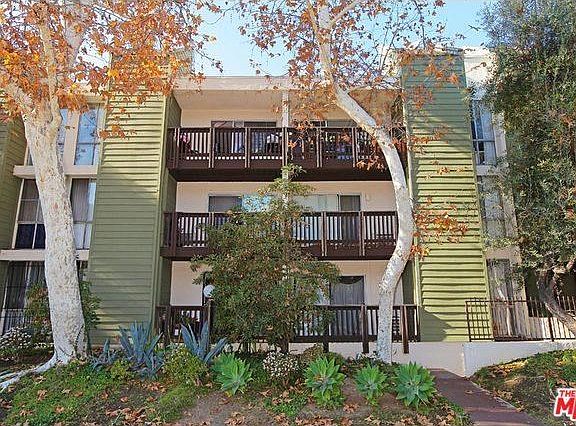 3rd image of 525 S Ardmore Ave APT 211