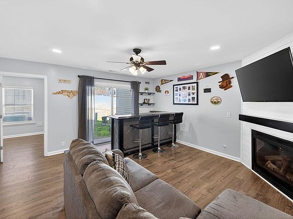 5th image of 5117 Neuse Commons Ln