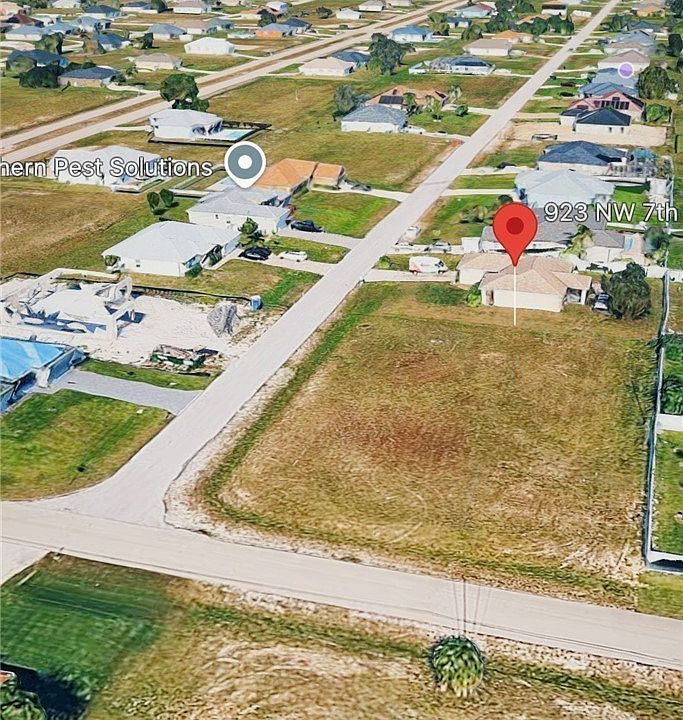 2nd image of 923 NW 7th Pl