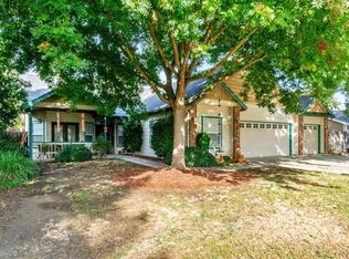 381 Atwood Ave, Exeter, CA 93221