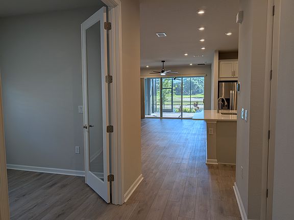 4th image of 3794 Maxwell Park Dr