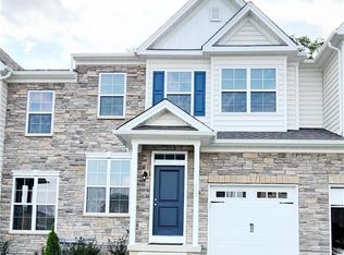 422 Gray Feather Way Upper, Allentown, PA 18104
