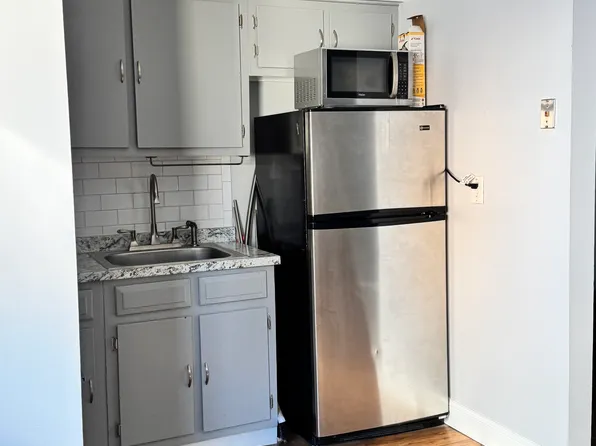 17-19 68th Street image 3 of 7