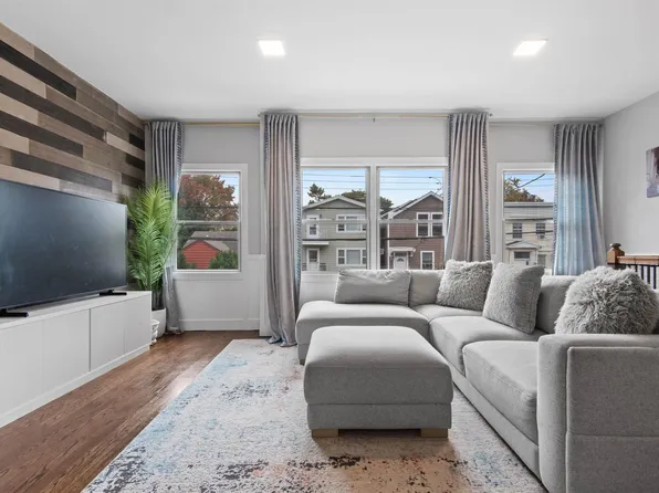 114 Bleecker Street image 3 of 24