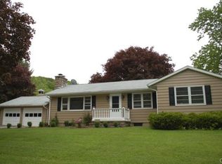 3 Mountainville Rd, Danbury, CT 06810